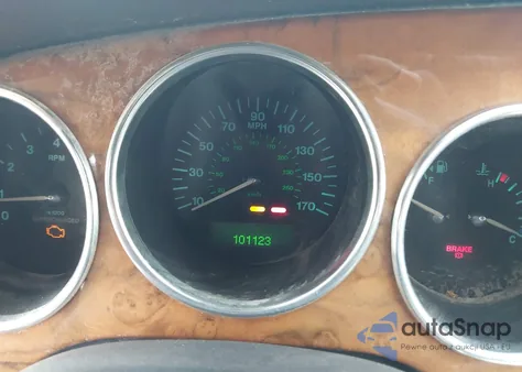 2003 Jaguar Xkr z USA, uszkodzony, nr VIN SAJDA42B333A36485